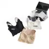 Camisola doce estilo francês com botões nas costas e renda para mulheres, alças finas, decote V, bojos fixos, top wrap interno slim fit 6883