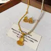 Aretes y Collar de Calabaza Electrochapados en Oro Real con Incrustaciones de Circonita, Joyería de Nicho de Lujo Ligero, Accesorios de Estilo Chino Nuevo, Juego de Joyería Versátil