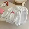 Conjunto de Niña para Primavera y Otoño Bebé Elegante Infantil Moderno Versión Coreana Sudadera con Adorno de Encaje y Lazo y Pantalones de Chándal