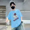 Camiseta de Verão de Manga Curta para Meninos 2026 Novo Estilo Infantil de Verão Gola Redonda Algodão Puro Meia-Manga Marca Tendência