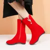 Nuevos de importación suministro Botas de media pantorrilla de terciopelo mate con tacón de cuña interior botas casuales talla 33-43 botas de talla grande