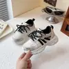 Zapatos para Niña 2026 Nuevo Estilo Caliente Primavera/Otoño Zapatos Deportivos de Malla para Niños Niña Correr Transpirables Casuales Zapatos de Papá