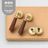 Cerradura de puerta de madera de nogal de lujo ligero estilo francés para uso en interiores en dormitorios, cocinas y baños, manija de puerta dividida universal para el hogar