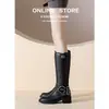 Versão em couro~Botas Martin com fivela e salto grosso, over-the-knee, forradas com fleece, estilo britânico, botas femininas plus size 41-43, ajuste largo para tamanhos maiores
