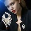 Broche Nuevo Estilo Francés Espiga de Trigo Broche Magnético Simple con Acabado de Alta Gama, Broche sin Costuras Lleno de Diamantes, Accesorio de Lujo Ligero, Regalo de Vacaciones
