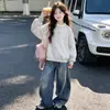 Sudadera con Forro Polar para Niña Invierno 2026 Nuevo Estilo Coreano Infantil Elegante Todo en Uno Parche de Corazón de Polar Patchwork Falso Dos Piezas Superior Transfronterizo