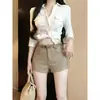 Shorts de Estilo Old Money para Mujer para Uso al Aire Libre, Novedad Verano 2026, de Cintura Alta, Adelgazantes, Versátiles, de Corte A con Cinturón, Shorts Casuales para Chicas a la Moda