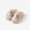 Lindas pantuflas de algodón de dibujos animados Hello Kitty para mujer, pantuflas de interior para el hogar de invierno, de suela gruesa, cálidas y forradas de felpa