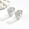 Brincos Populares Internacionais em Formato de Coração Zircônia Microcravejada Luxo Acessível Joias Elegantes Versáteis Roupa de Trabalho Diária Joias Simples