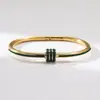Pulsera para Mujer, Simple Pulsera de Acero Inoxidable con Incrustaciones de Diamantes Cintura Pequeña Venta al por Mayor Moda Europea y Americana Transfronteriza Pulsera de Acero de Titanio de Gama Alta