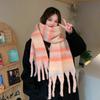 Bufanda de Contraste Degradado con Borlas para Mujer Estilo K Nuevo de Invierno Versátil Chal Cálido Tejido de Punto Retro Suave Cera Grueso