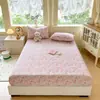 El fabricante suministra sábana bajera individual de algodón de punto con sensación de nube, protector de colchón antideslizante fresco y simple para el hogar, funda de colchón para dormitorio