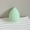 Venda Direta do Fabricante de Esponjas de Maquiagem Esponja Ultra Macia em Formato de Gota de Água Puff para Pó de Alta Qualidade para Uso Duplo Seco e Úmido Esponja de Maquiagem que Não Absorve o Produto Esponja de Maquiagem
