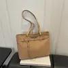 Bolso de Mano Retro Europeo y Americano para Mujer 2026 Nuevo Estilo Bolso de Trabajo para el Día a Día Moda Gran Capacidad Bolso de Mano y Hombro