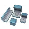 Caja octagonal de joyería de cuero PU de alta gama con etiqueta dorada, con interior forrado de terciopelo, adecuada para empaque de anillos, almacenamiento de pulseras y brazaletes, y como caja de regalo
