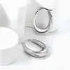 Hebilla de Oreja Exagerada de Venta Caliente Transfronteriza Pendientes Ovalados Retro Franceses INS Sentido Avanzado Pendiente de Oreja de Lujo Ligero Hebilla de Oreja de Acero Inoxidable