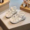 Sapatos de Princesa para Crianças Sandálias para Meninas 2026 Verão Nova Moda Menininha Laço Sapatos de Praia Sapatos Casuais