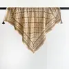 Lenço triângulo estampado vintage JM com design de franja requintado, adequado para primavera e outono, pode proteger o pescoço e manter aquecido para o trajeto diário.
