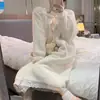 Camisola de Manga Comprida Outono e Inverno para Mulheres, Estilo Princesa Doce Leite Fofo Flanela Comprimento Médio Quente Vestido de Dormir, Pode Ser Usado ao Ar Livre