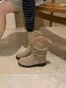 Outono/Inverno 2026 Novas Botas de Cavaleiro Plissadas com Salto Grosso Bico Redondo Meio da Panturrilha Botas Martin