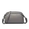 Bolsa feminina com toque de luxo, bolsa quadrada pequena, novo modelo transfronteiriço 2026, bolsa macia versátil para o dia a dia, bolsa de ombro e transversal