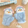 Conjunto Três Peças de Pinguim Desenho Animado Fofo Azul de Luvas Quentes e Cachecol para Meninas no Outono e Inverno Luvas de Ciclismo de Cinco Dedos com Forro de Fleece