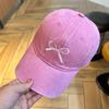 Boné de beisebol retrô americano lavado recomendado por blogueiros para homens e mulheres, bordado de laço rosa, boné com aba para proteção solar
