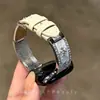 Adequado para Apple Watch S12, Apresentando um Núcleo Metálico de Alta Qualidade Incrustado com Diamantes com Detalhe em Couro, Pulseira Estilo Bracelete para iWatch S10