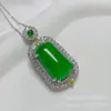 Colgante Liso de Calcedonia Verde Imperial Natural para Mujer, Estilo Chino Retro Ágata Verde Calcedonia Rojo Sangre de Pichón de Hielo Alto