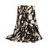 Estilo Bosque Retro Estampado Abstracto Verde Oscuro Bufanda Grande Shawl de Otoño e Invierno para Mujer Comercio Exterior Europeo y Americano Bufanda con Borlas de Terciopelo de Leche