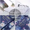 Caderno A5 pautado 2026-2027 planejador semanal em inglês transfronteiriço com padrão de estrelas e floral, design simples, logotipo personalizável