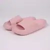 Sandalias de verano para mujer al por mayor con sensación de "caminar sobre las nubes", suela gruesa, antideslizantes, adecuadas para el hogar, uso en interiores, baño, ducha, parejas y uso en exteriores.