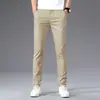 Pantalones Largos Elásticos para Hombre, Pantalones Casuales con Cintura Elástica, Nuevo Estilo de Verano de Moda 2026, Corte Recto Delgado, Estilo Delgado de Seda de Hielo de Verano