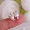 Novo Produto da Zhizhen: Brincos Pequenos e Delicados de Pérola de Água Doce, um Acessório de Pérola Essencial com Ótimo Custo-Benefício com Injeção de Ouro 14K