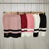 Nuevo Estilo Cárdigan de Punto Bordado Trenzado de Manga Larga Chanel Falda Plisada de Cintura Alta Traje de Cintura Ceñida Estilo Universitario Moderno