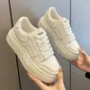 Zapatos Deportivos Blancos de Plataforma Gruesa para Mujer, Nuevos para Otoño 2025, de Cuero con Paneles, de Estudiante, de Altura Incremental, Versátiles, Casuales
