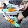 Zapatillas de malla de verano para hombre 2025, nuevas zapatillas de suela blanda, transpirables, para correr, resistentes al desgaste, ligeras, para caminar para estudiantes.