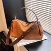 Bolsa de Braço com Design de Nicho Feminina Outono e Inverno 2022 Nova Moda Bolsa de Compras Bolsa para o Dia a Dia Bolsa de Ombro Fosca de Grande Capacidade