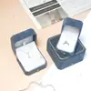 Caja de joyería octagonal de terciopelo de lujo de alta gama, caja de embalaje para collares de almacenamiento de joyería, caja de regalo para joyería con borde dorado y cierre dorado