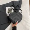 Bolso bandolera con forma de corazón, elegante y moderno, para mujer, nueva colección primavera 2026, bolso de hombro de moda nicho