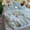 Juego de cuatro piezas de gasa de doble capa grado A para maternidad e infancia, ultra suave y fresco, adecuado para dormitorios de estudiantes, juego de tres piezas que incluye funda de edredón, sábana y sábana bajera