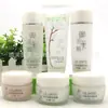 Lilanfei Yulan Beleza Conjunto de Cuidados com a Pele Água Suavizante Loção Hidratante Creme Clareador Base Cremosa Limpador
