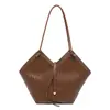 Bolso Tote Vintage con Textura Tejida para Mujer 2026 Letra Nueva Moda para Viajar al Trabajo Casual Gran Capacidad de un Solo Hombro y para Llevar en la Mano