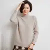 Suéter grueso de cachemira pura con cuello semi-alto y hombros raglán, una capa base cálida y versátil para mujer, un top de punto elegante y versátil