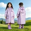 Capa de Chuva Infantil Unissex para Meninos e Meninas Totalmente Impermeável Contra Chuva Forte Especial para Alunos do Ensino Fundamental Leve com Compartimento para Mochila Capa de Chuva