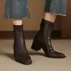 Nuevas botinetas de otoño e invierno de punta cuadrada con tacón grueso en negro y marrón con cremallera trasera, botas de moda adelgazantes para el trabajo, botas para mujer de comercio exterior transfronterizo