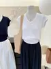 Camiseta coreana con cuello en V, aspecto adelgazante, manga tipo princesa, para mujer, verano, nuevo diseño, cintura plisada, top de hombro derecho