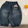 Pantalones para Niños 2026 Ojos Bizcos Otoño Nuevas Llegadas Niños y Niñas Jeans de Oso Pequeño 3D Pantalones de Zanahoria Versátiles para Bebé
