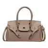 Bolsos retro europeos y americanos para mujer, nuevo bolso de moda Kelly transfronterizo Otoño 2026, bolso cruzado de alta gama, bolso platino