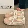 Zapatillas de entrenamiento alemanas de suela plana para mujer, zapatillas blancas, nuevas zapatillas atléticas y casuales transpirables para primavera/otoño 2026, zapatillas versátiles para mujer, zapatillas estilo Forrest Gump